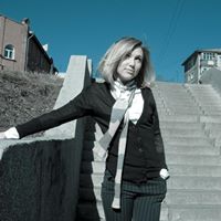 Holly Mcclain Photo 13