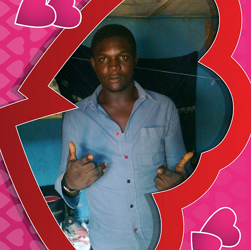 Daniel Oche Photo 17