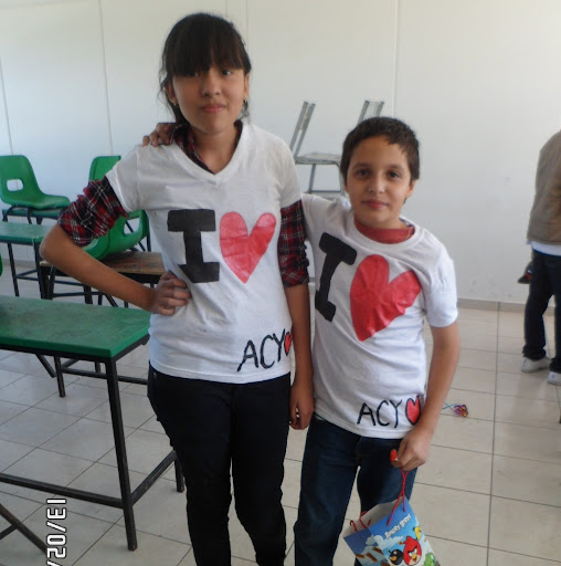 Ana Inzunza Photo 5