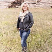 Fay Smith Photo 17