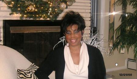 Maxine Davis Photo 11