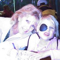 Janie Hart Photo 8
