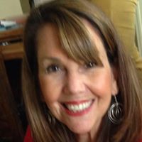 Martha Yates Photo 16