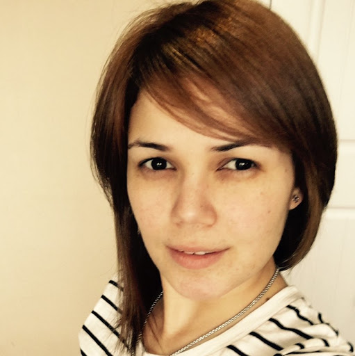 Laura Nieves Photo 13