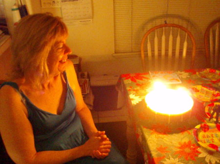 Mary Toth Photo 11