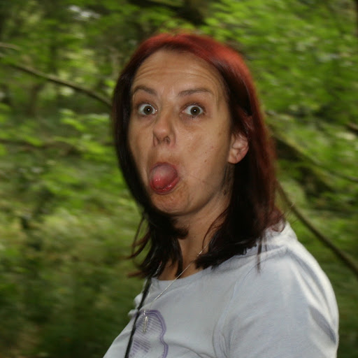Emma Carter Photo 8