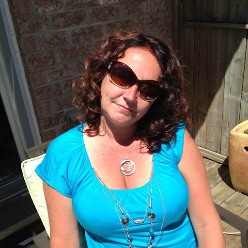 Renee O'Brien Photo 12
