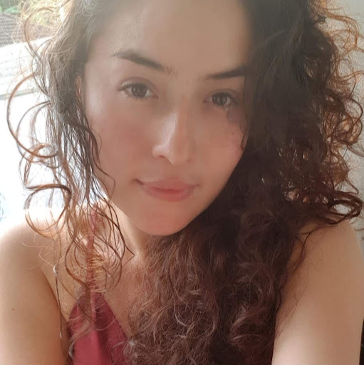 Sandra Caro Photo 14