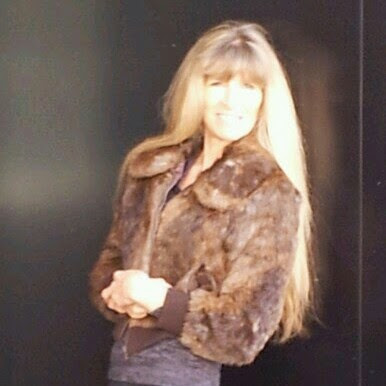 Dana King Photo 30