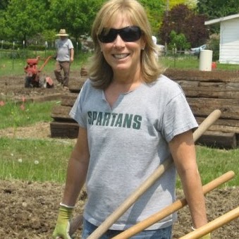 Roberta Richards Photo 9