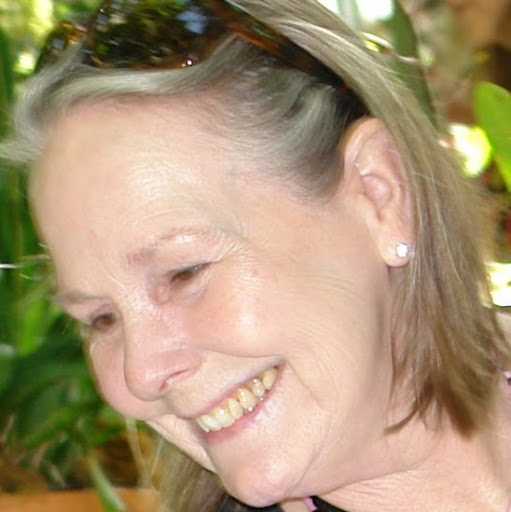 Elizabeth Hancock Photo 13