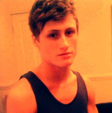 Jamie Higgins Photo 42