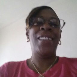 Elizabeth Lawton Photo 18