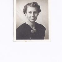 Marianne Laine Photo 12
