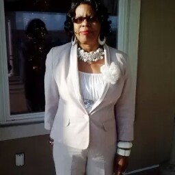 Lavern Bell Photo 3
