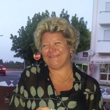 Debbie Barton Photo 40