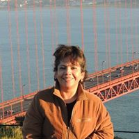 Elizabeth Mendoza Photo 17