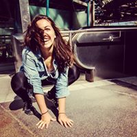 Julia Kuhn Photo 35