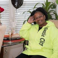 Clara Robinson Photo 29