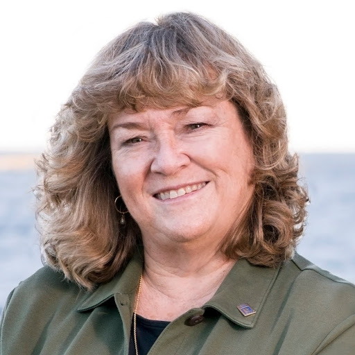 Ann Cummings Photo 37