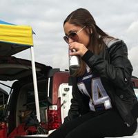 Julie Benavidez Photo 8