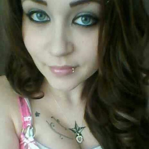 Samantha Burton Photo 31