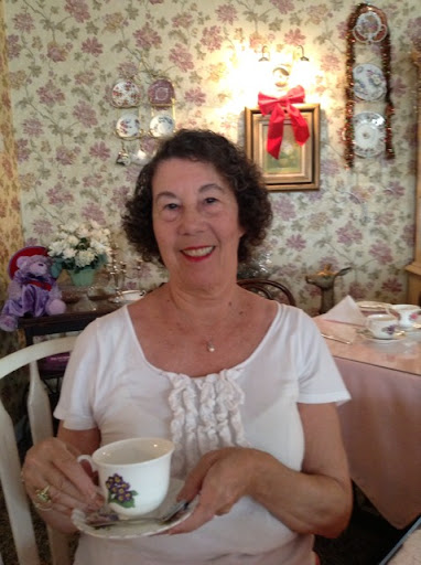 Carol Cohen Photo 33