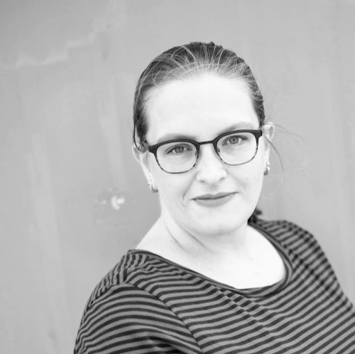Stefanie Weber Photo 26