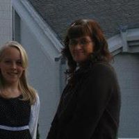 Vicki Arnold Photo 38