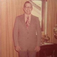 Robert Petrovic Photo 10