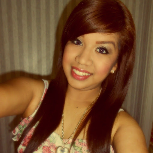 Angela Acuna Photo 32