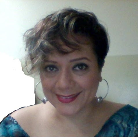 Teresa Valencia Photo 29
