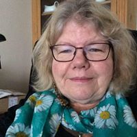 Lynne Morgan Photo 37