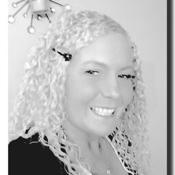 Amy Deal Photo 30