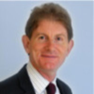 Robert Devereux Photo 17