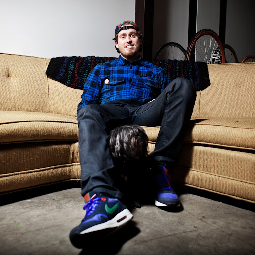Jamie Fowler Photo 27