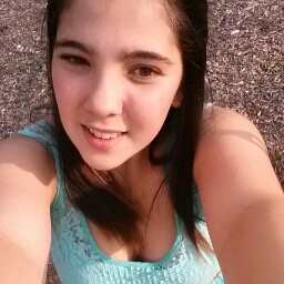 Selena Vargas Photo 6