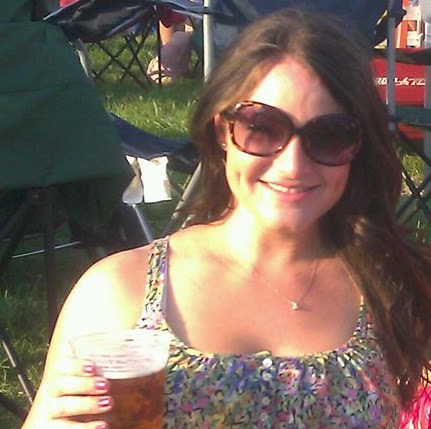 Jessica Walburn Photo 15