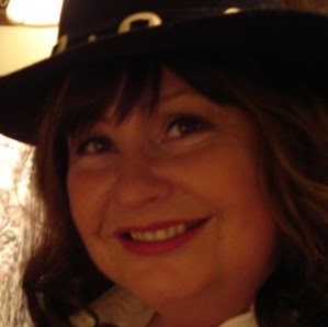 Janet Steward Photo 31