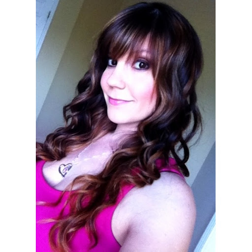 Nicole Bartlett Photo 22