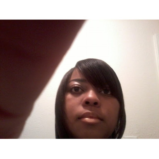 Yolanda Clark Photo 38