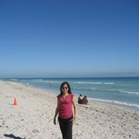 Julie Zheng Photo 16