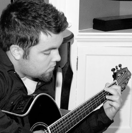 Dustin Howard Photo 14