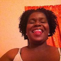 Tricia Roberts Photo 37