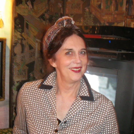 Jackie Hyde Photo 17