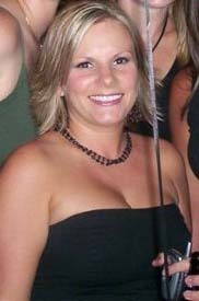 Jennifer Farley Photo 10