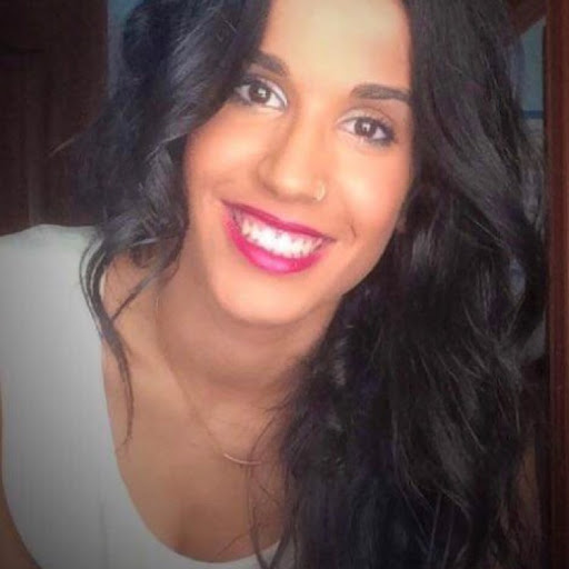 Sandra Roldan Photo 23