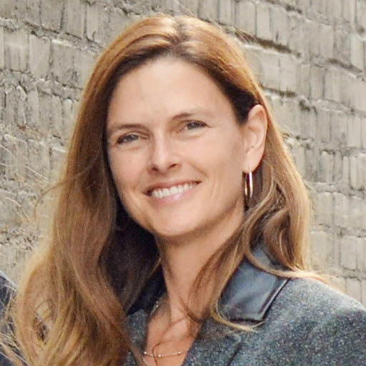 Heidi Hutchinson Photo 11