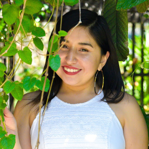 Rebecca Robles Photo 35
