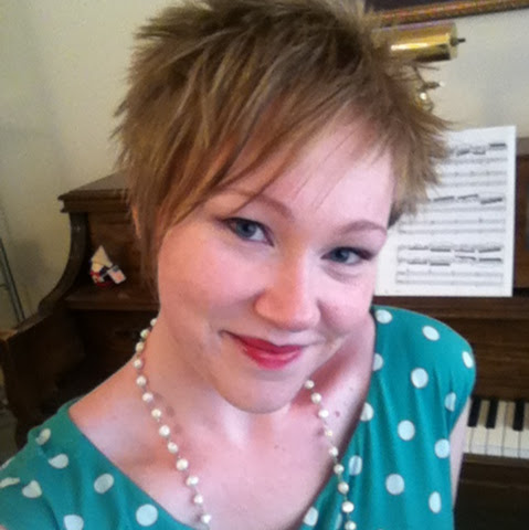 Allison Phillips Photo 39